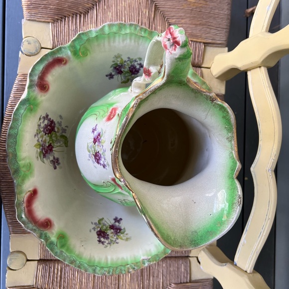 Antique Green Handpainted Floral Pitcher & Washbowl Set - Picture 10 of 15